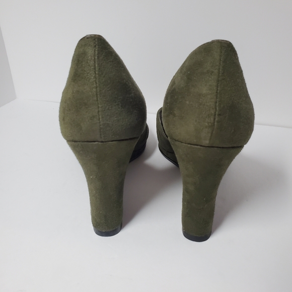 Apostrophe Green Suede 3.5" Wedges - Picture 5 of 6